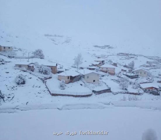 کجور در آغاز آبان جامه سپید بر تن کرد